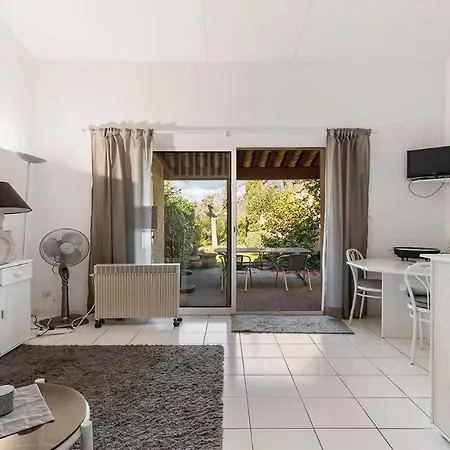 Holiday home Perles Du Soleil- 12- Maison Moderne- 5 Pers