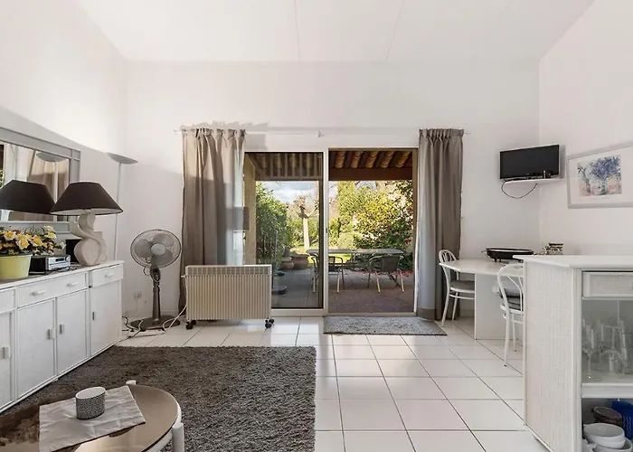 Vakantiehuis Perles Du Soleil- 12- Maison Moderne- 5 Pers